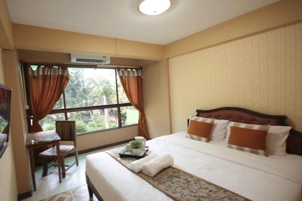 Thana Guesthouse Chiang Mai Ngoại thất bức ảnh