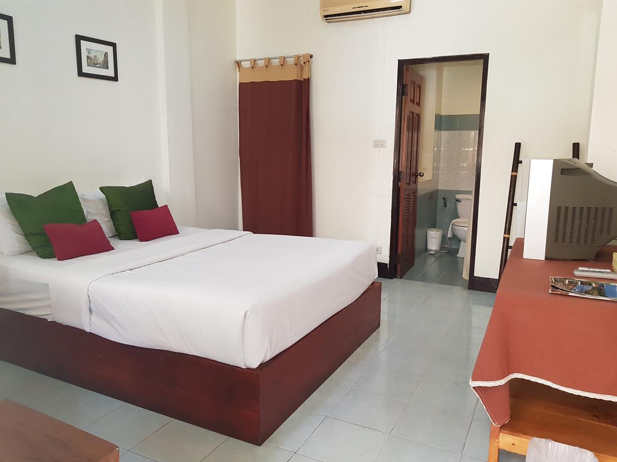 Thana Guesthouse Chiang Mai Ngoại thất bức ảnh